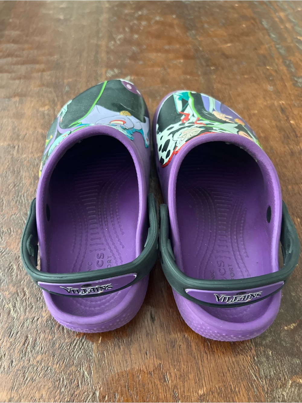 CROCS Kids Purple Disney Villains CROCS Size 13 - Picture 5 of 8